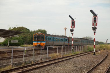 sinyal demiryolu trafiği ve kutup Tayland at