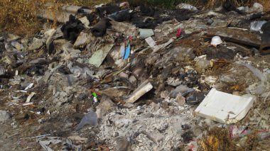 Çevre sorunu çöp sokak şehir