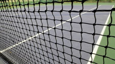 Tenis Kortu güneşli bir günde, Tayland