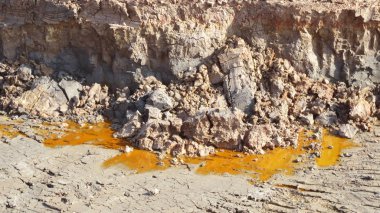 Apartman Tayland at oluşturmak için kazı toprak