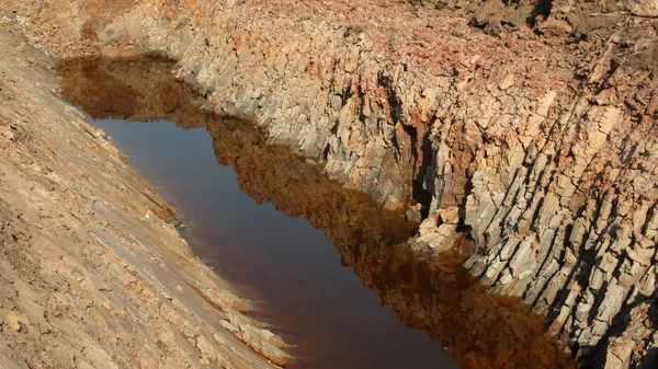 Apartman Tayland at oluşturmak için kazı toprak