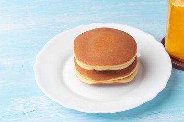 Dorayaki Yığını Kapat (Japon Pankek Sandviçi)