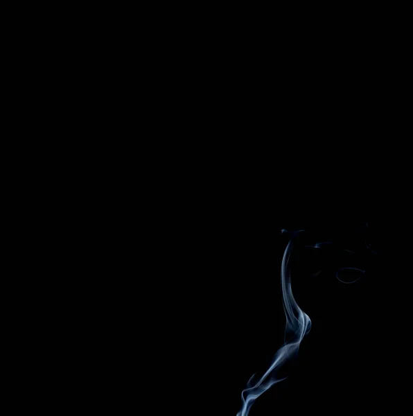 Abstraktní kouř joss stickon černé pozadí — Stock fotografie