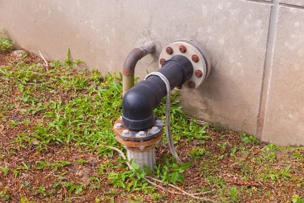 Pipe line on the wall at thailand — Stock Photo, Image