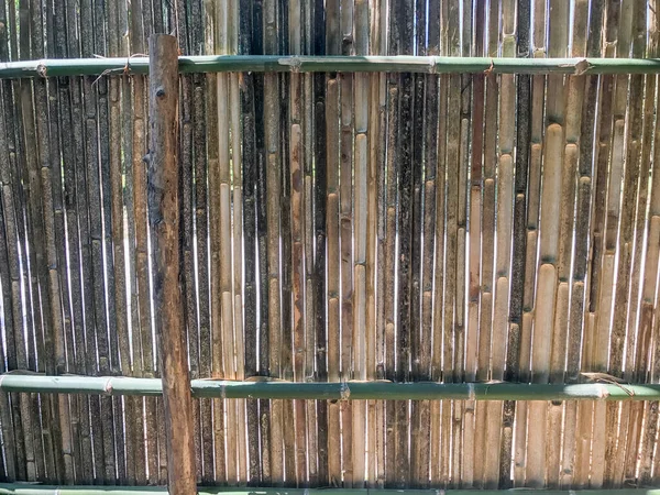 Venkovní bambusový plot v táboře v Thajsku — Stock fotografie