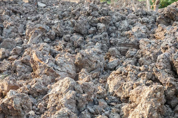 Pila de tierra agrietada en el sitio de construcción en Tailandia — Foto de Stock