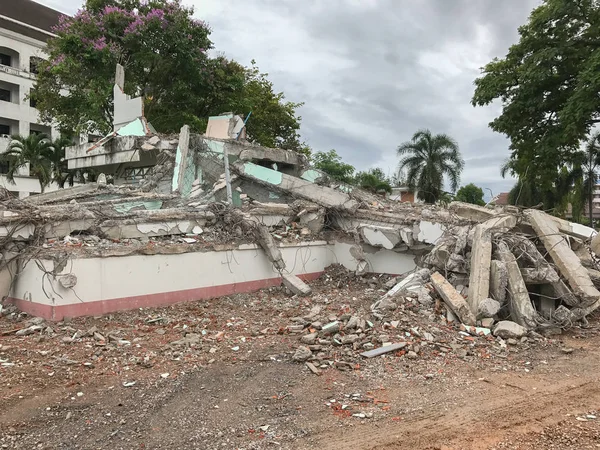 Sitio de construcción de demolición de hormigón en Phatthalung Tailandia — Foto de Stock