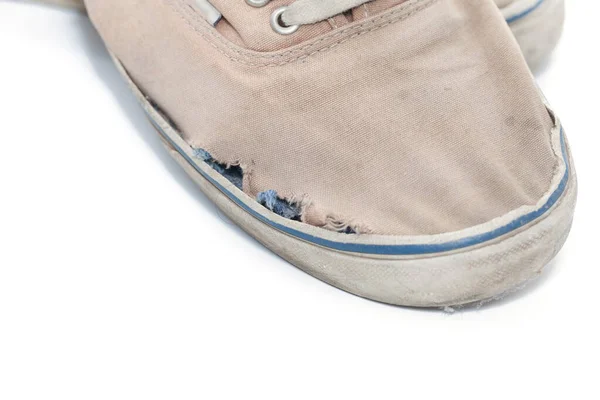 & Beyaz arkaplanda eski kirli ayakkabılar — Stok fotoğraf
