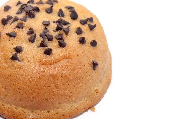 Chocolate Chips Coffee Bun isolado no fundo branco — Fotografia de Stock