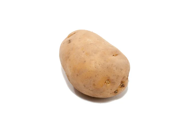 Крупный план картофеля на белом фоне — стоковое фото