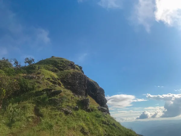 Prachtig landschap van mon jong berg bij Chaing mai, Thailand — Stockfoto