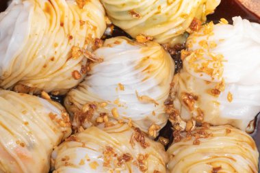 Chives Dumpling veya Gui Chai in Thai soslu.