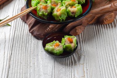 Çin usulü domuz buğulama Dim Sum.