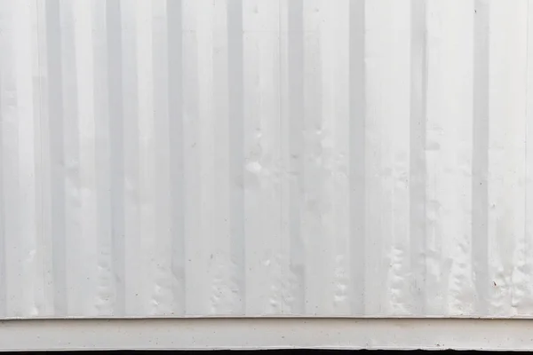 Белая полосатая линия в стене контейнера — стоковое фото