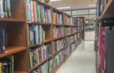 Tayland 'da üniversitede kütüphane bulanıklığı