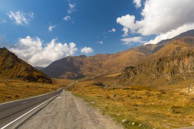 Manzara Gürcü askeri Road, Gürcistan