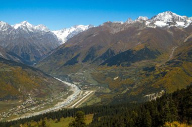 Dağ Hava Meydanı, Mestia, Gürcistan.