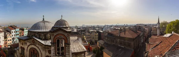 The roofs of Istanbul and the view of the Yellow Sea — Stock Photo, Image