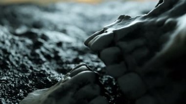 Antik kafatası. Kıyamet kavramı. Süper gerçekçi 4k animasyon.