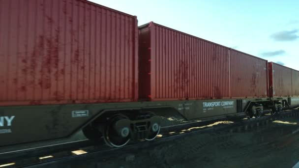 Güterzug mit Gütercontainern. Ein logistisches Konzept. realistische filmische 4k-Animation. — Stockvideo