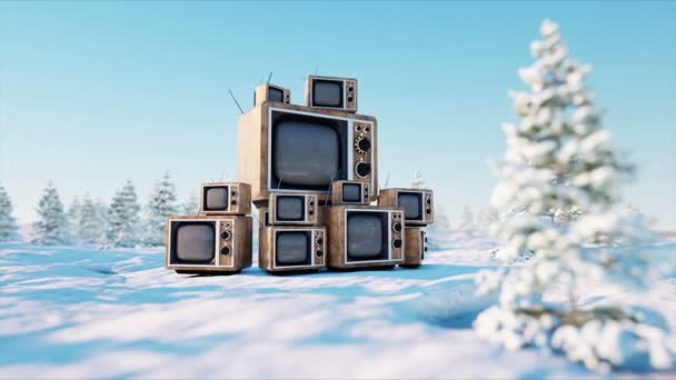 Högen av retro, antika tv på vintern, snö landskap. Realistisk 4 k animation. — Stockvideo