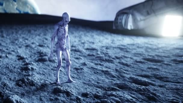 Alien på planet, måne. Jorden på backgound. UFO. Realistisk rörelse och shaders. 4 k animation. — Stockvideo