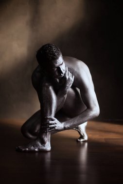 Gümüş gövde sanat çocuk