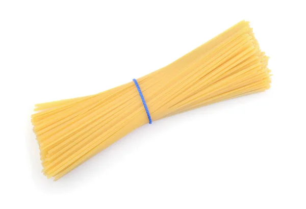 Italiaanse pasta spaghetti geïsoleerd op wit — Stockfoto