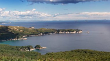 Gamov için Rus Uzak Doğu Yarımadası. Capa deniz görünümü