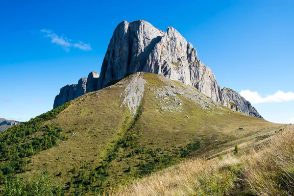 Kaukasiska bergen i regionen Adygea, Krasnodar. — Stockfoto