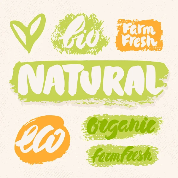 Bio, naturel, bio et frais à la ferme. Ensemble d'étiquettes pour les aliments biologiques et naturels . — Image vectorielle