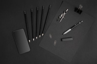 Siyah marka Mockup akıllı