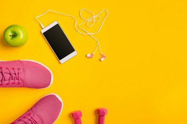 Üstten Görünüm, düz yatıyordu. Mockup. Spor ve fitness arka plan.