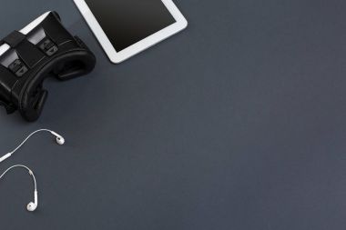 Sanal gerçeklik kulaklık. Üstten Görünüm