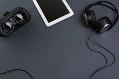 Sanal gerçeklik kulaklık. Üstten Görünüm