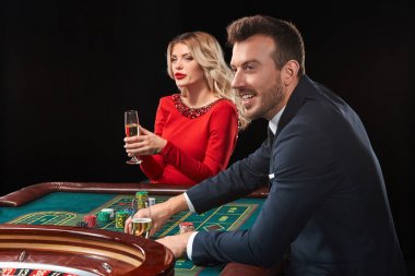 casino rulet oynamaya çift kazanır.