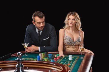 casino rulet oynamaya çift kazanır.