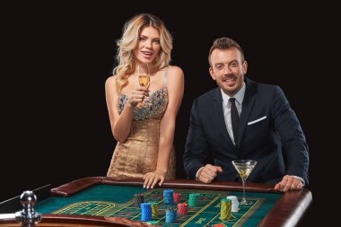 casino rulet oynamaya çift kazanır.