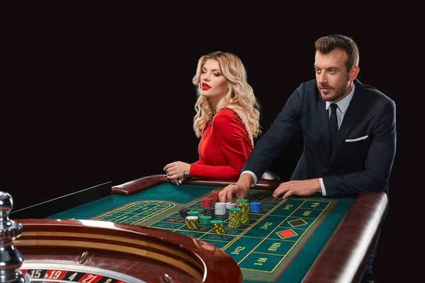 casino rulet oynamaya çift kazanır.