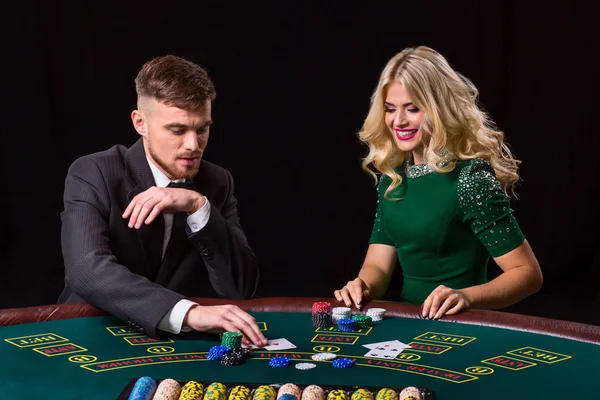 masada poker oynamaya Çift