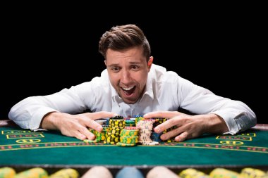 mutlu oyuncu online poker