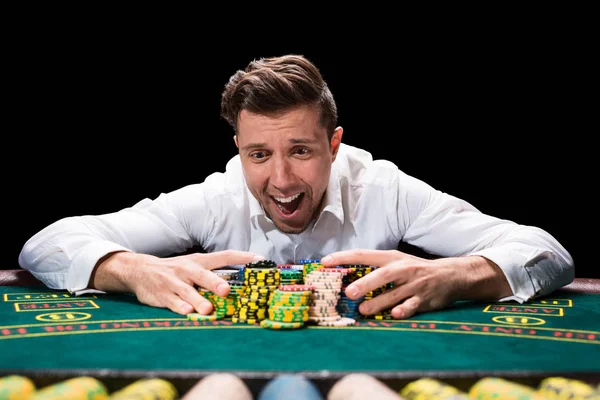 mutlu oyuncu online poker