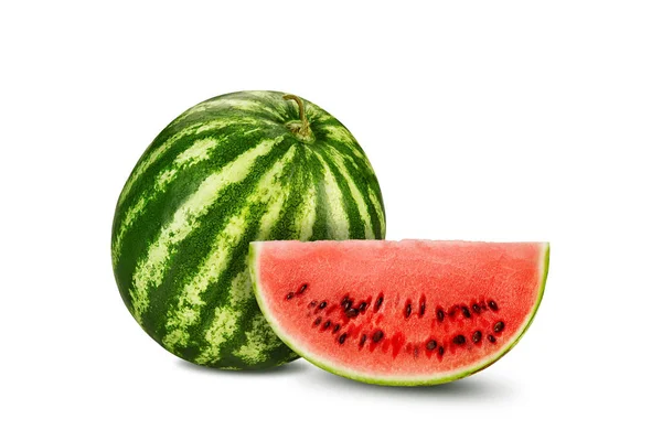 Grön, randig vattenmelon med skiva isolerad på vitt, kopiera utrymme för text, bilder. Tvärsnitt. Bär med rosa kött, svarta frön. Närbild. — Stockfoto