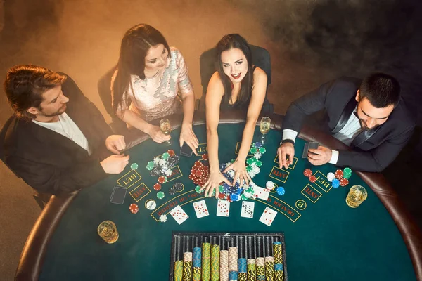 Pokerspieler Sitzen Einem Tisch Einem Casino Ansicht Von Oben Poker — Stockfoto