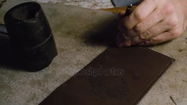 usta el yapımı deri işçiliği