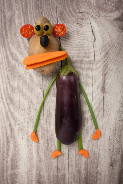 Komik maymun sebze yapılan