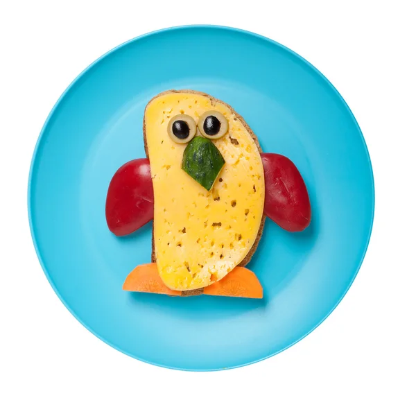 Pingwin z chleba i sera — Zdjęcie stockowe