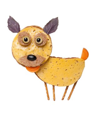 Ekmek ve peynir yapılmış komik köpek