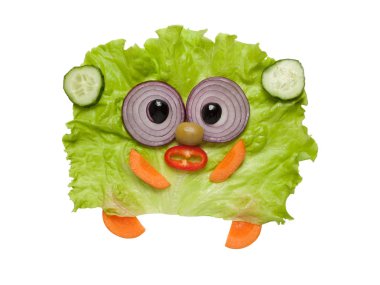 Komik sürpriz ayı taze sebzelerin yapılan