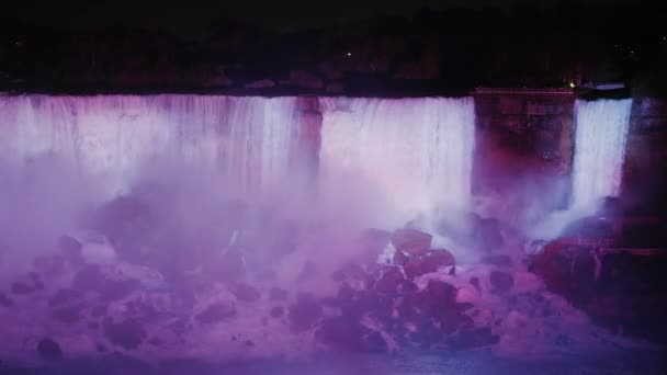 夜のナイアガラの滝。4 k タイムラプス — ストック動画